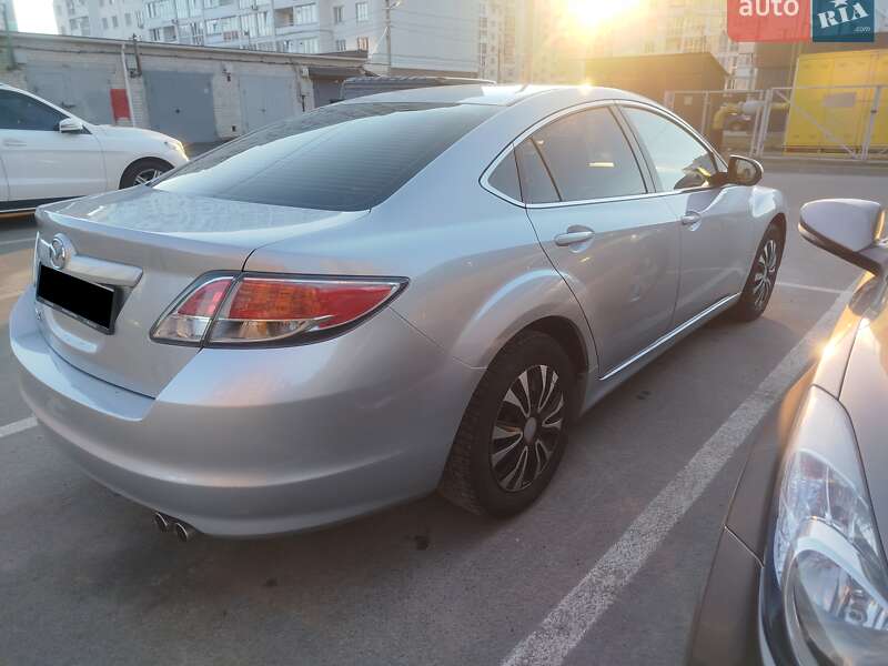 Седан Mazda 6 2011 в Чернигове