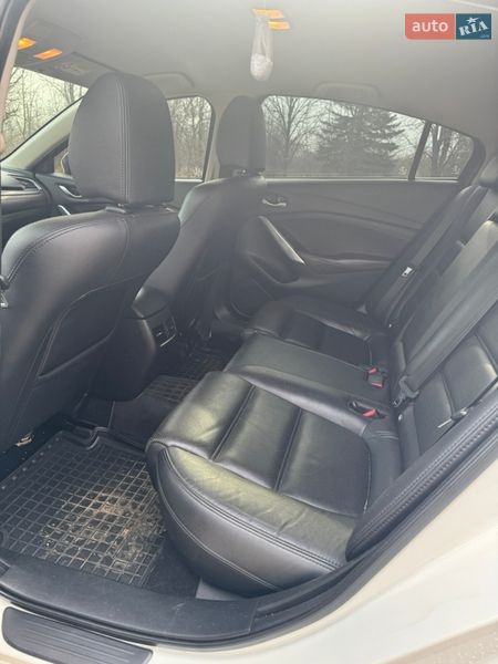 Седан Mazda 6 2016 в Кривом Роге