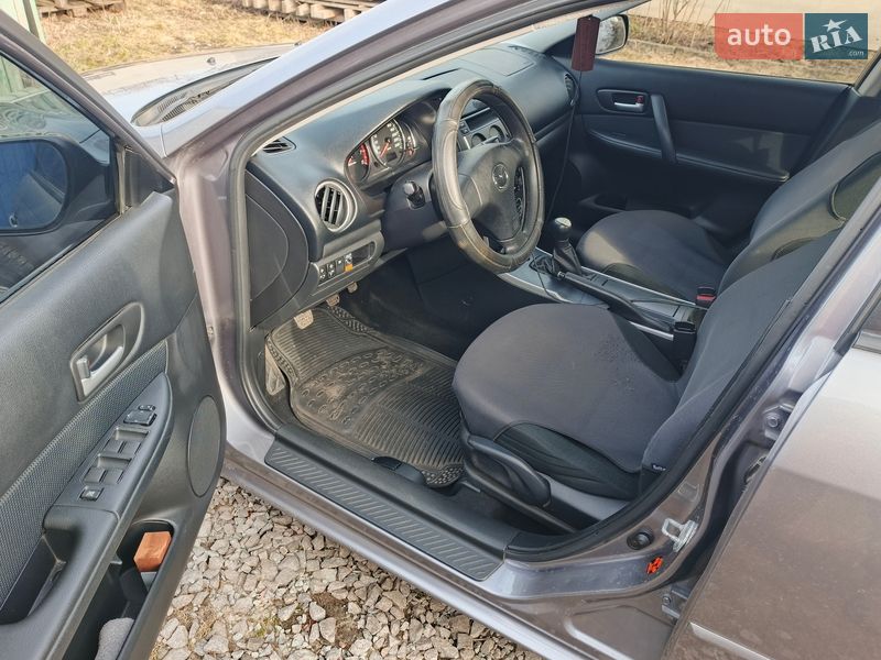 Седан Mazda 6 2005 в Лохвице