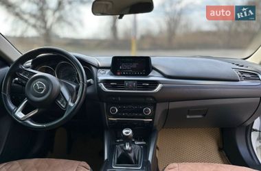 Седан Mazda 6 2016 в Дубні