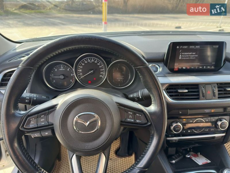 Седан Mazda 6 2016 в Дубні