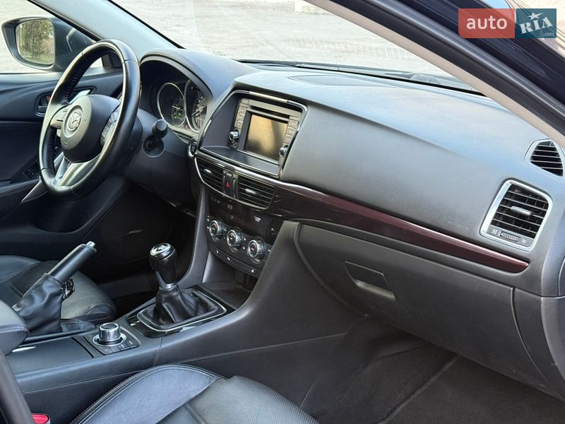 Седан Mazda 6 2014 в Таращі