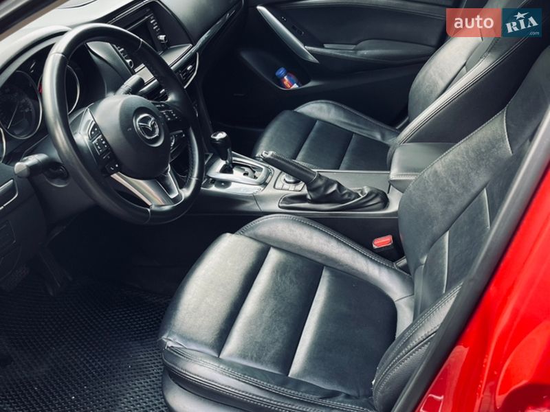 Седан Mazda 6 2013 в Тернополе