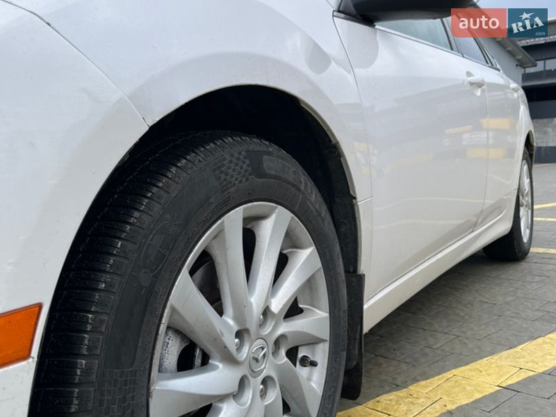 Седан Mazda 6 2012 в Львове