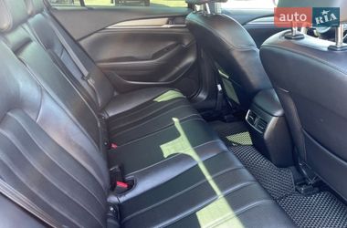 Седан Mazda 6 2020 в Вишневом