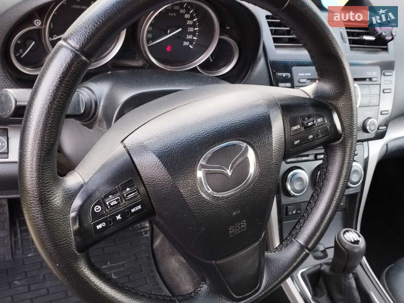 Седан Mazda 6 2011 в Бережанах