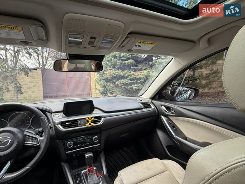 Седан Mazda 6 2016 в Днепре