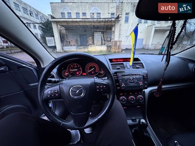 Лифтбек Mazda 6 2010 в Решетиловке