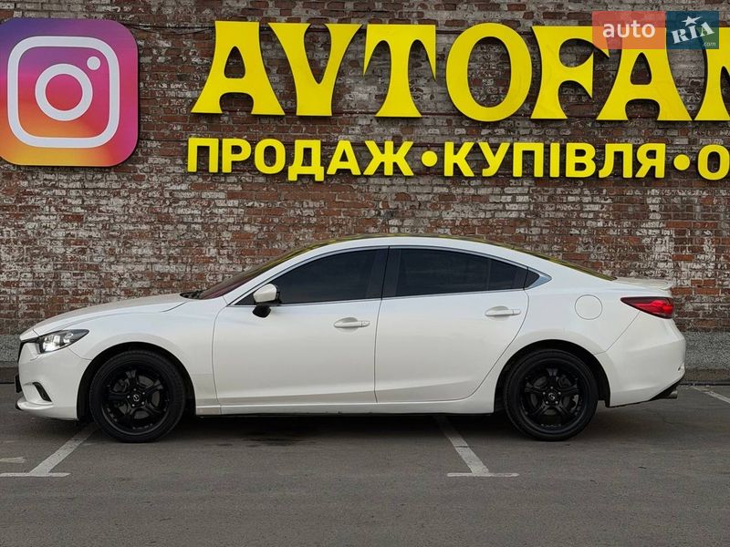 Седан Mazda 6 2013 в Днепре