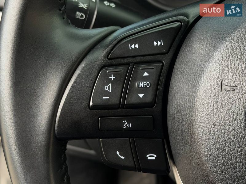 Седан Mazda 6 2014 в Днепре