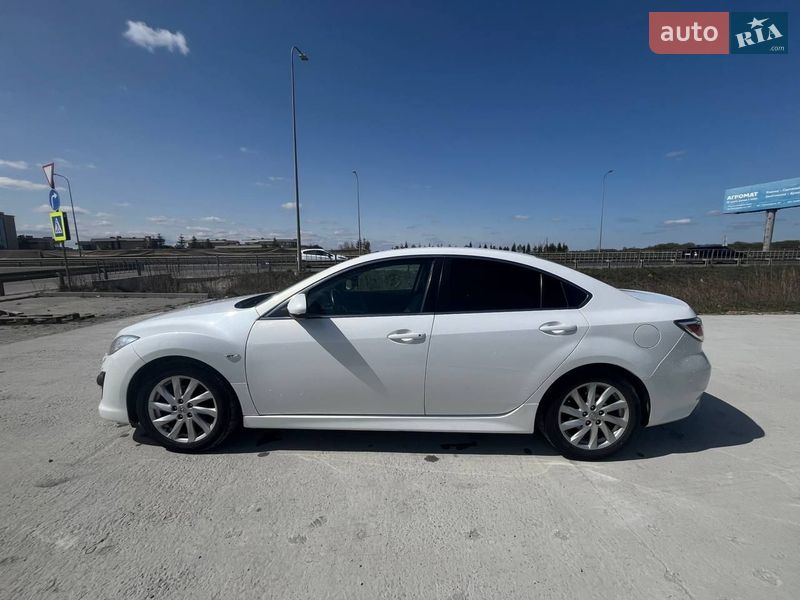 Седан Mazda 6 2010 в Коломиї