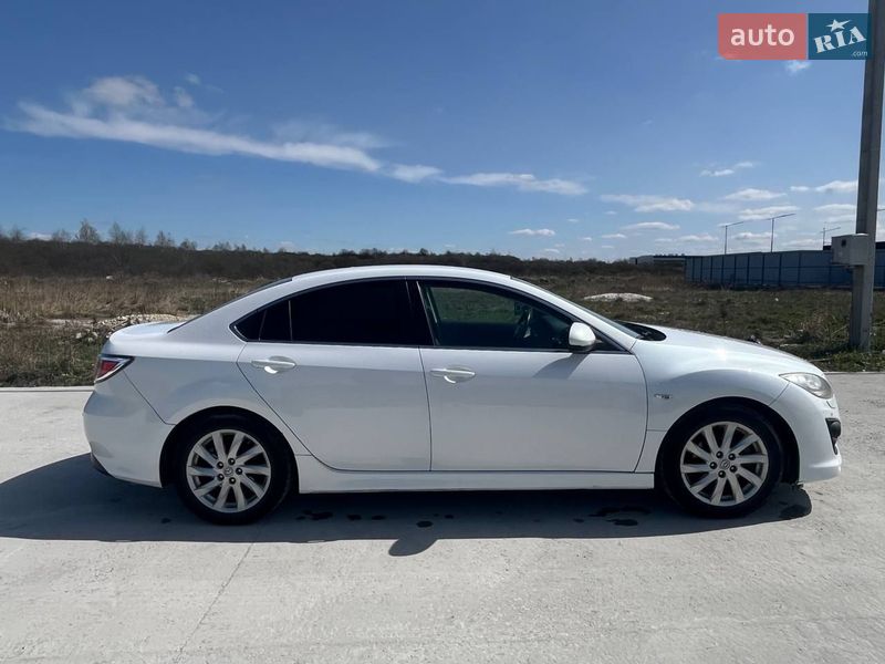 Седан Mazda 6 2010 в Коломиї