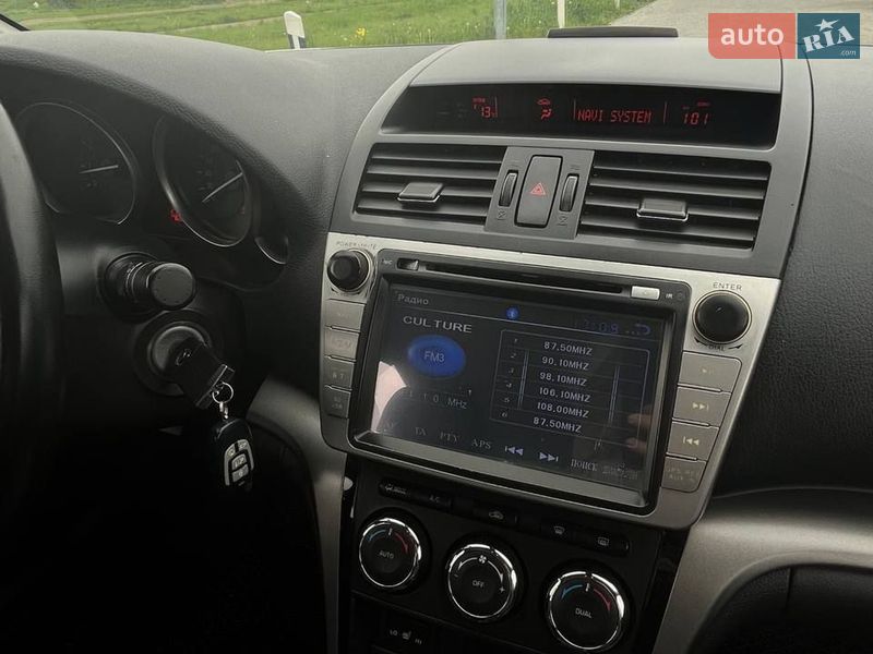 Седан Mazda 6 2010 в Львове