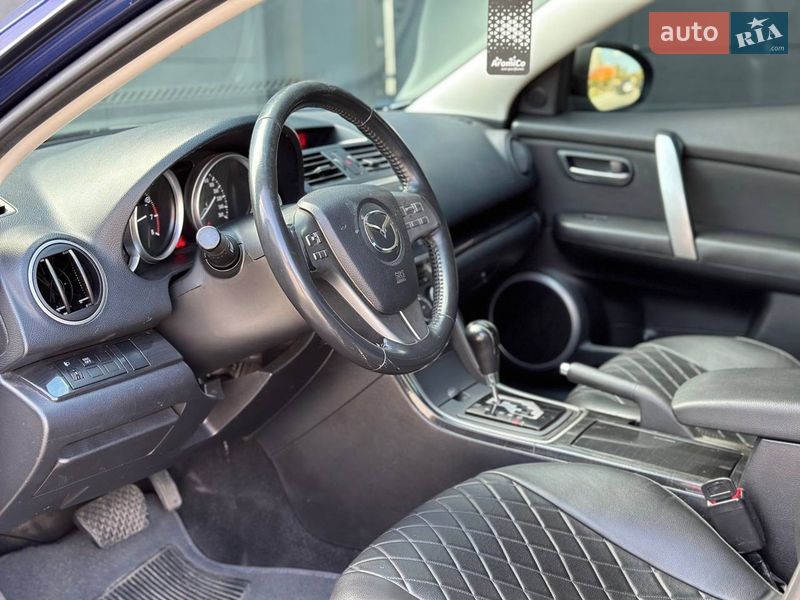 Седан Mazda 6 2008 в Дніпрі