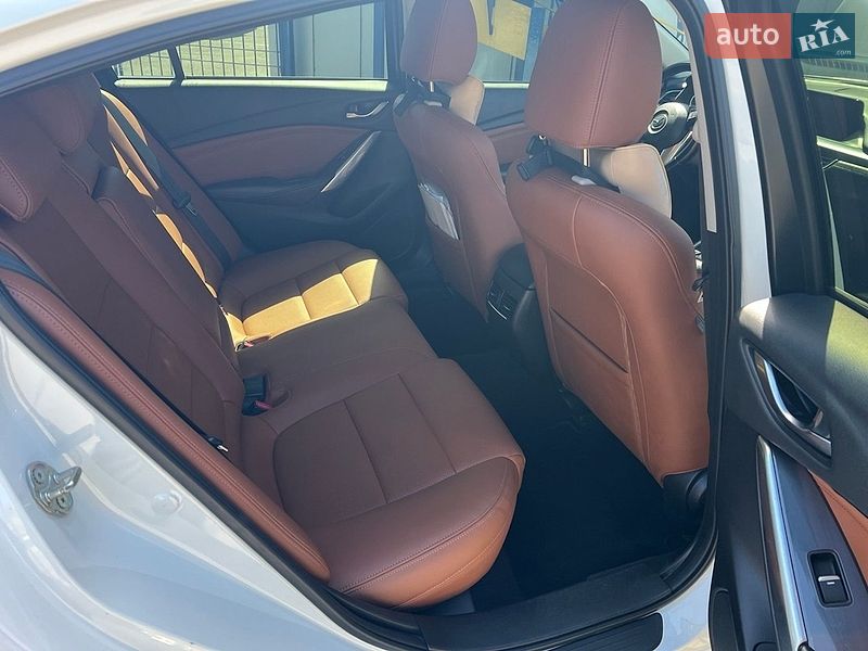 Седан Mazda 6 2016 в Одессе