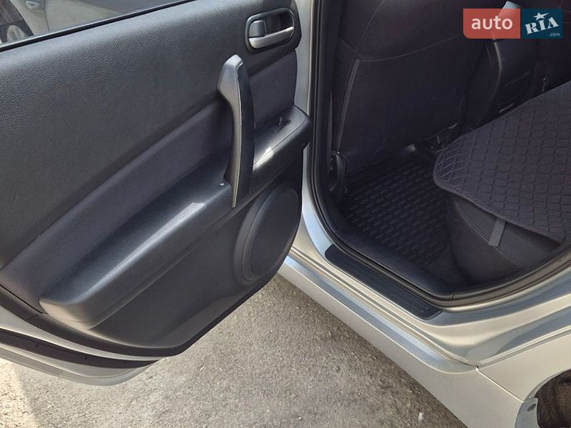Седан Mazda 6 2008 в Днепре