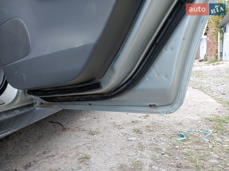Лифтбек Mazda 6 2003 в Ровно