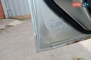 Лифтбек Mazda 6 2003 в Ровно