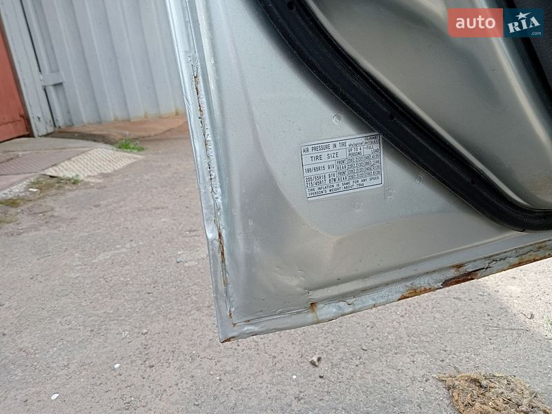 Лифтбек Mazda 6 2003 в Ровно