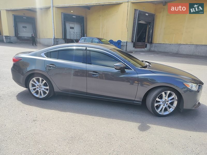 Седан Mazda 6 2016 в Днепре