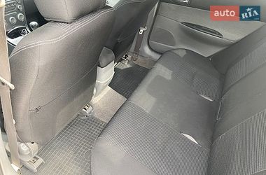 Седан Mazda 6 2004 в Киеве