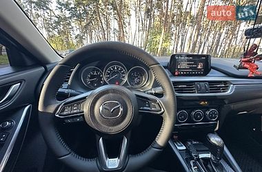 Седан Mazda 6 2016 в Черкасах