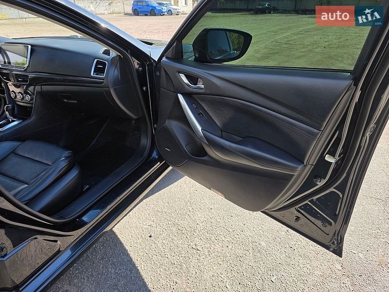 Седан Mazda 6 2013 в Александрие