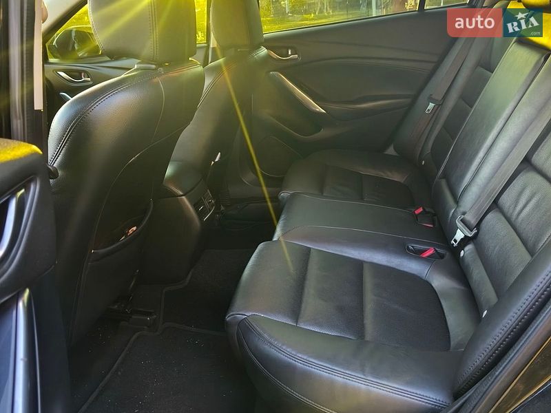 Седан Mazda 6 2016 в Александрие