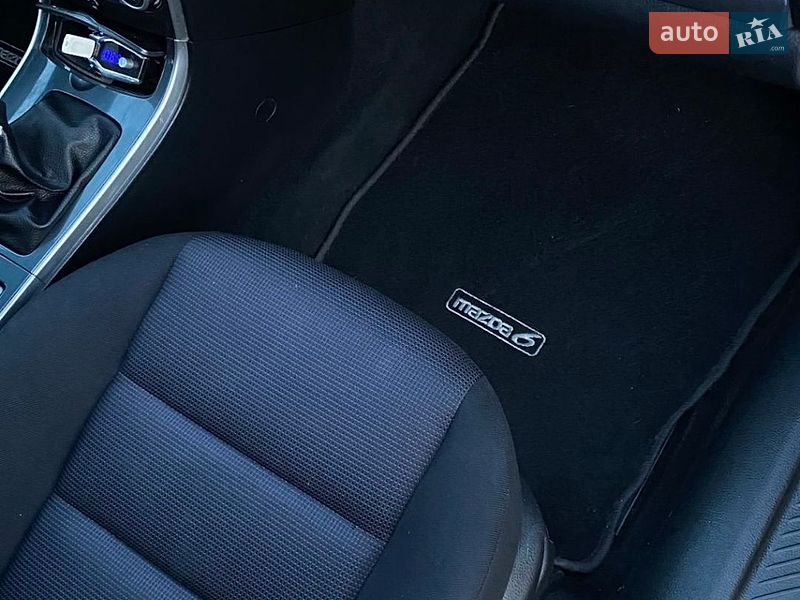 Универсал Mazda 6 2006 в Костополе
