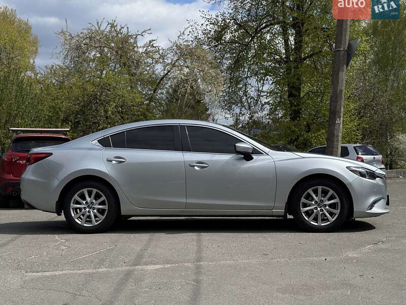 Седан Mazda 6 2017 в Киеве