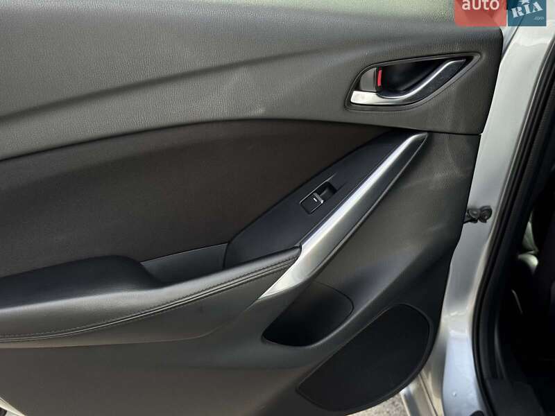 Седан Mazda 6 2017 в Киеве