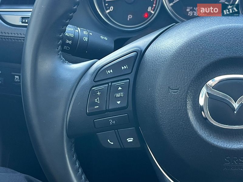 Седан Mazda 6 2015 в Борщеве