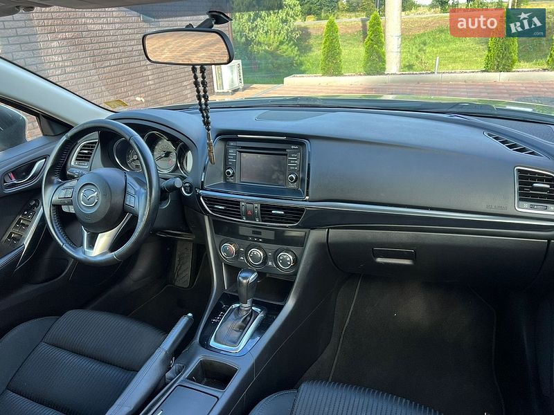 Седан Mazda 6 2014 в Чернигове