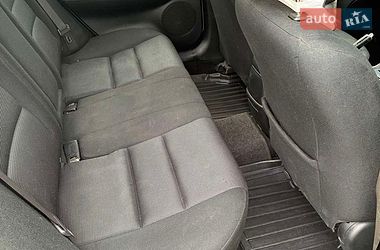 Седан Mazda 6 2006 в Радомышле