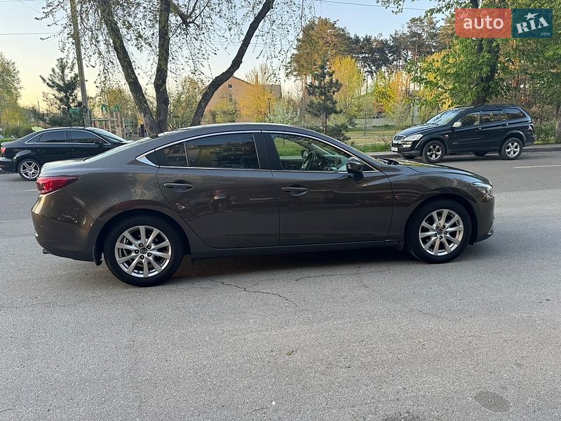 Седан Mazda 6 2016 в Киеве
