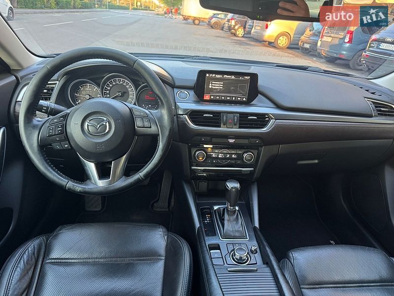Седан Mazda 6 2016 в Киеве
