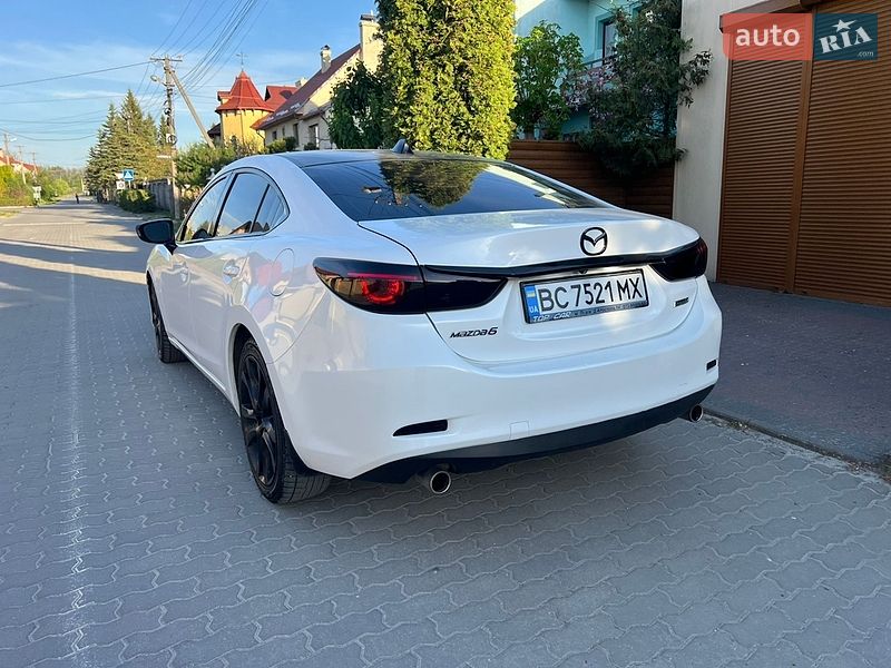 Седан Mazda 6 2015 в Львові