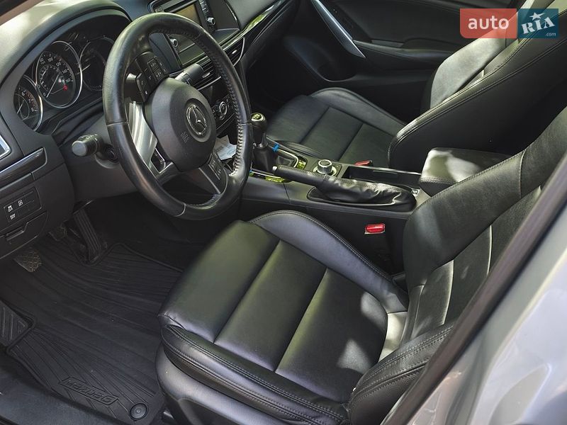Седан Mazda 6 2013 в Чернигове