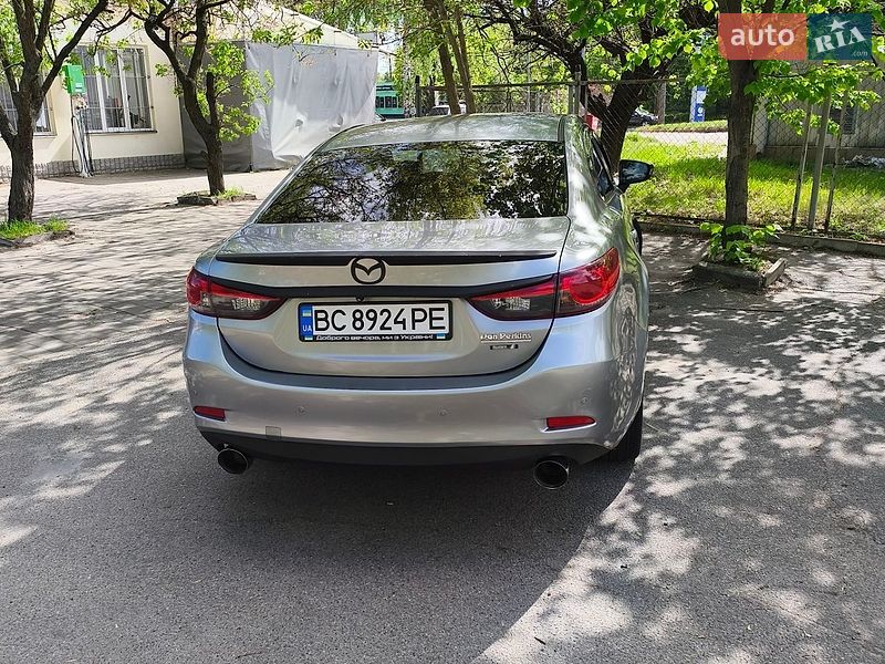 Седан Mazda 6 2013 в Чернигове