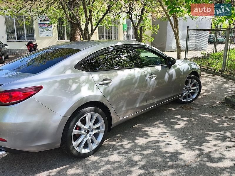 Седан Mazda 6 2013 в Чернигове