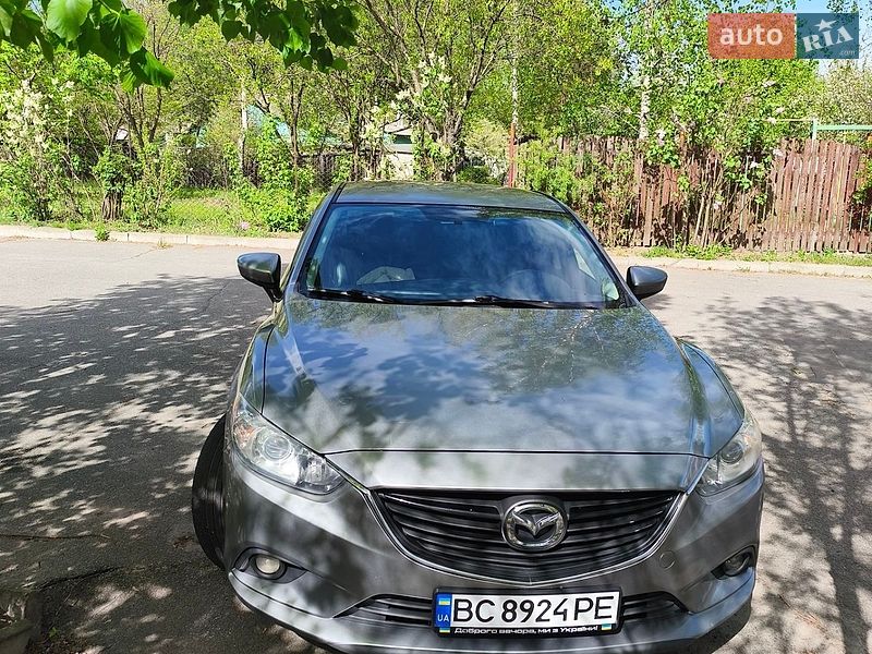 Седан Mazda 6 2013 в Чернигове