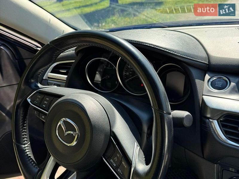 Седан Mazda 6 2016 в Кременчуге