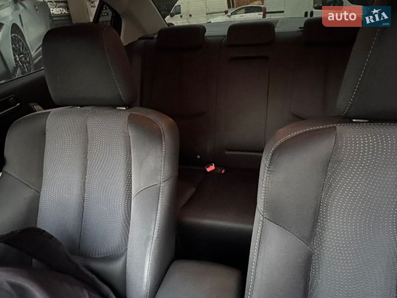Седан Mazda 6 2009 в Чернівцях