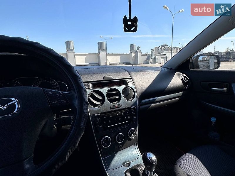Седан Mazda 6 2005 в Киеве