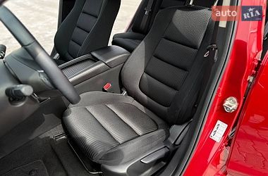 Седан Mazda 6 2017 в Днепре