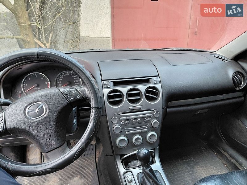 Седан Mazda 6 2003 в Снигиревке