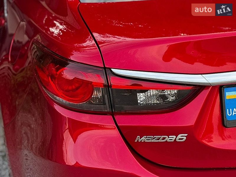 Седан Mazda 6 2013 в Коростышеве