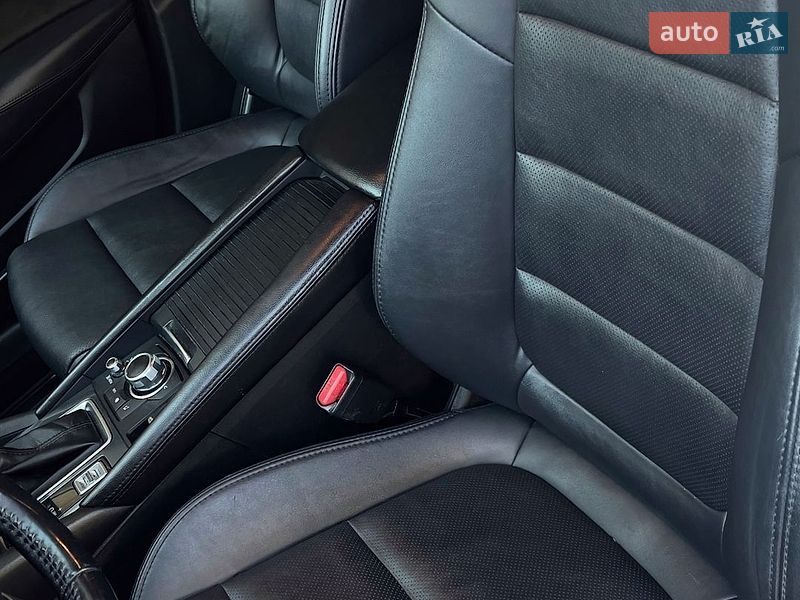Седан Mazda 6 2015 в Полтаве