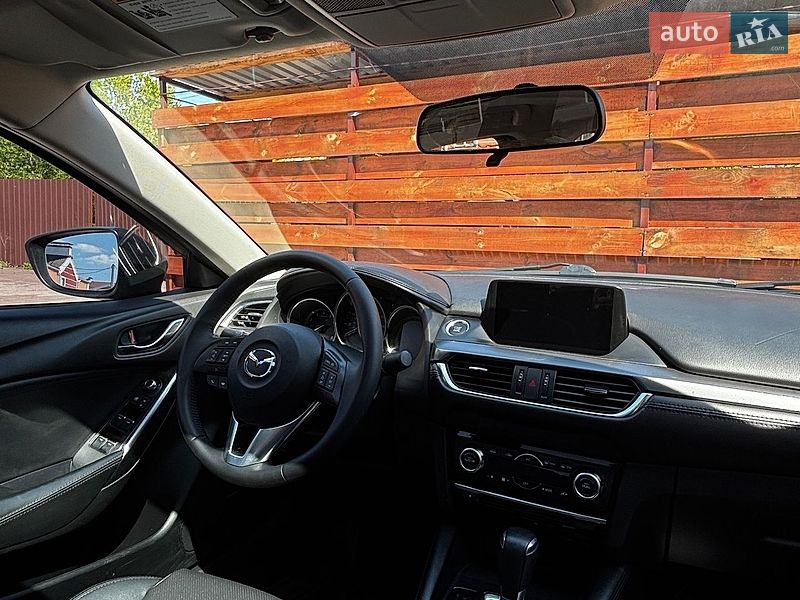 Седан Mazda 6 2016 в Белогородке