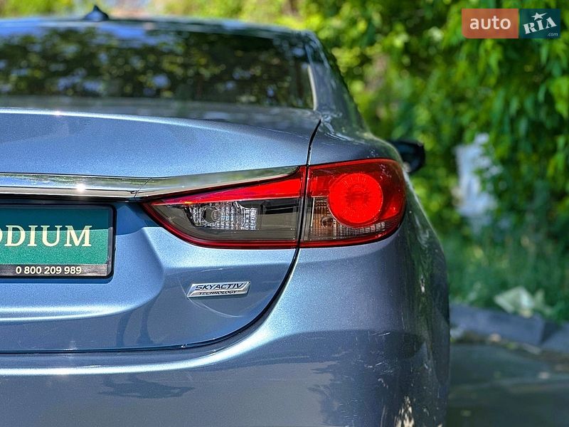 Седан Mazda 6 2016 в Киеве